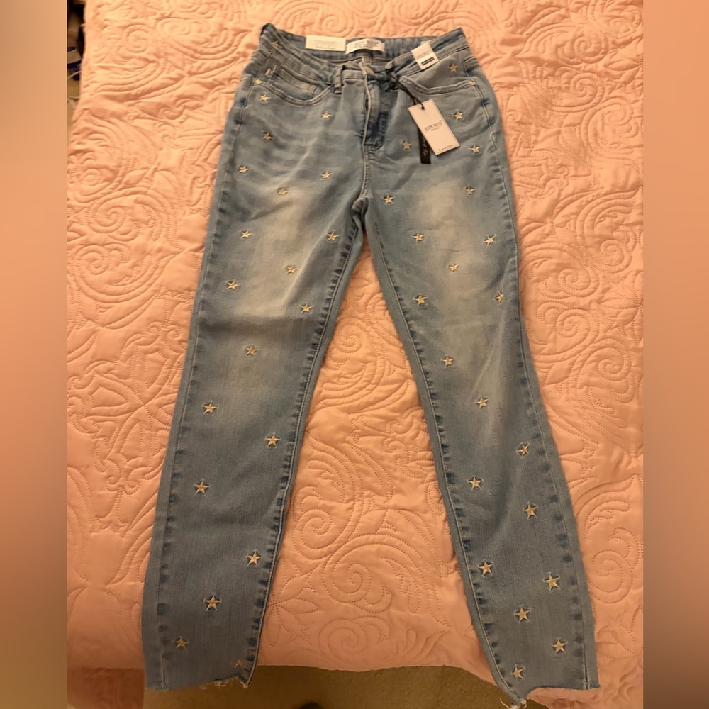 NWT 7/28 JUDY BLUE high waisted light wash star jeans